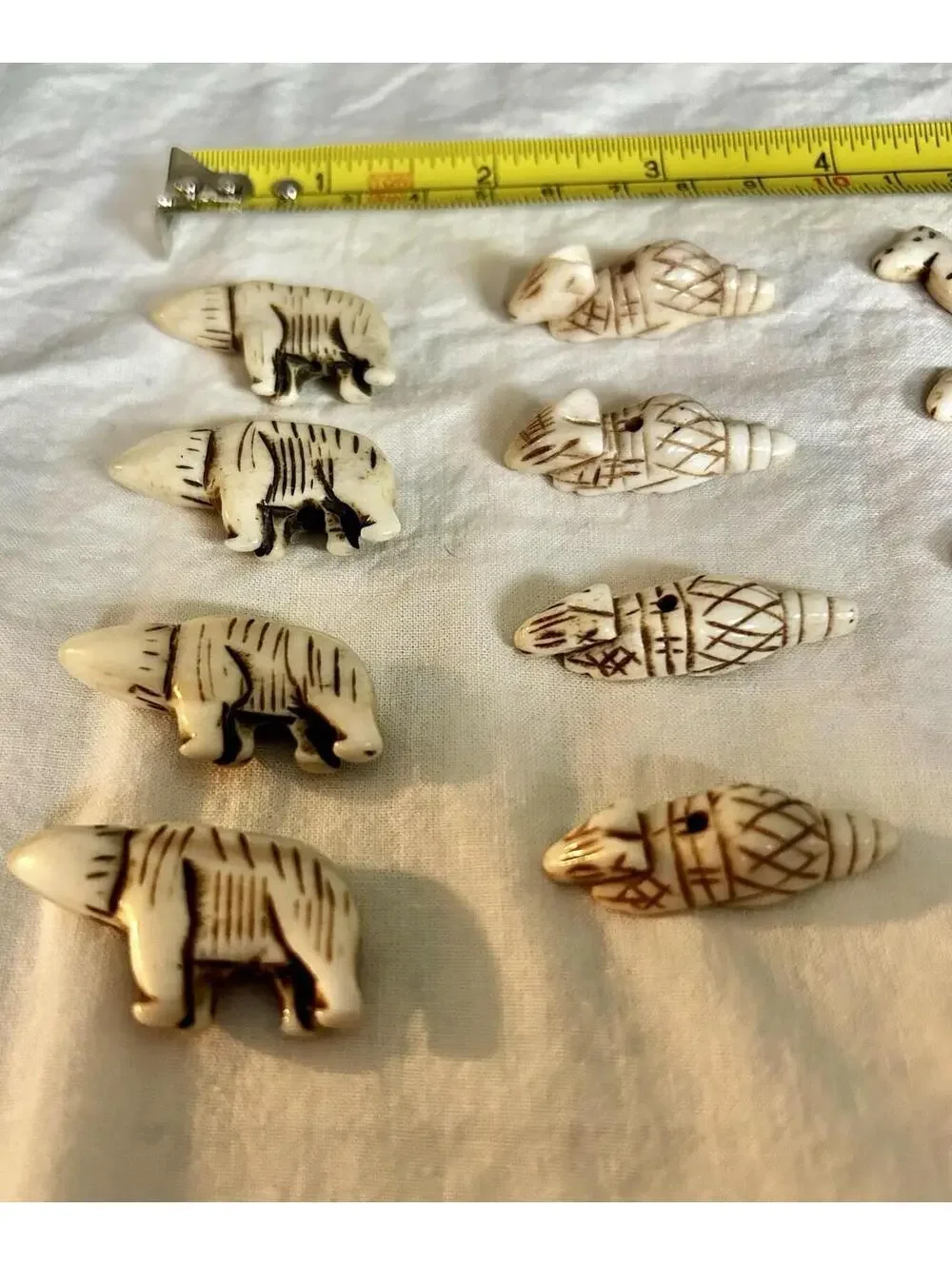 Vtg Bovine Bone Native Carved Fetish Bead Polar Bear Butterfly Zebra Armadillo